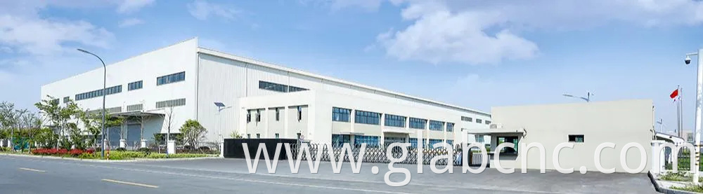 Siemens CNC Gear Horizontal Hobbing Milling Machine for Machining Spur and Helical Gears